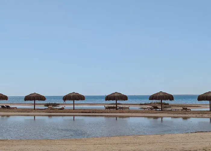 Beachfront Somabay Steps From Sea & Pool Casa vacanze Hurghada