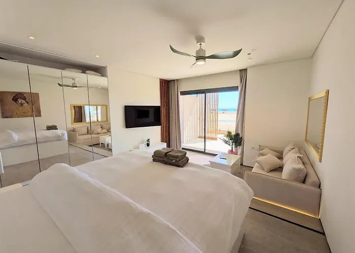 Beachfront Somabay Steps From Sea & Pool *