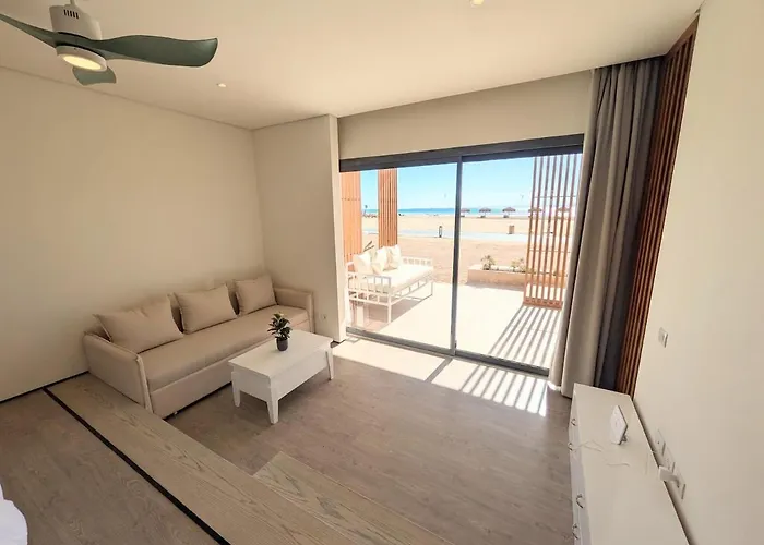Beachfront Somabay Steps From Sea & Pool Hurghada
