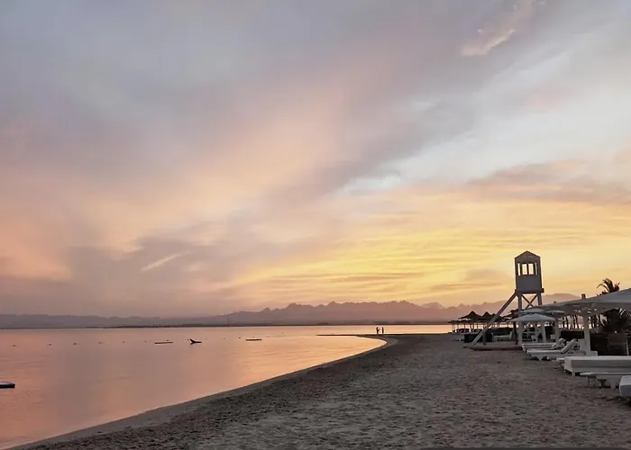 Casa vacanze Beachfront Somabay Steps From Sea & Pool Hurghada
